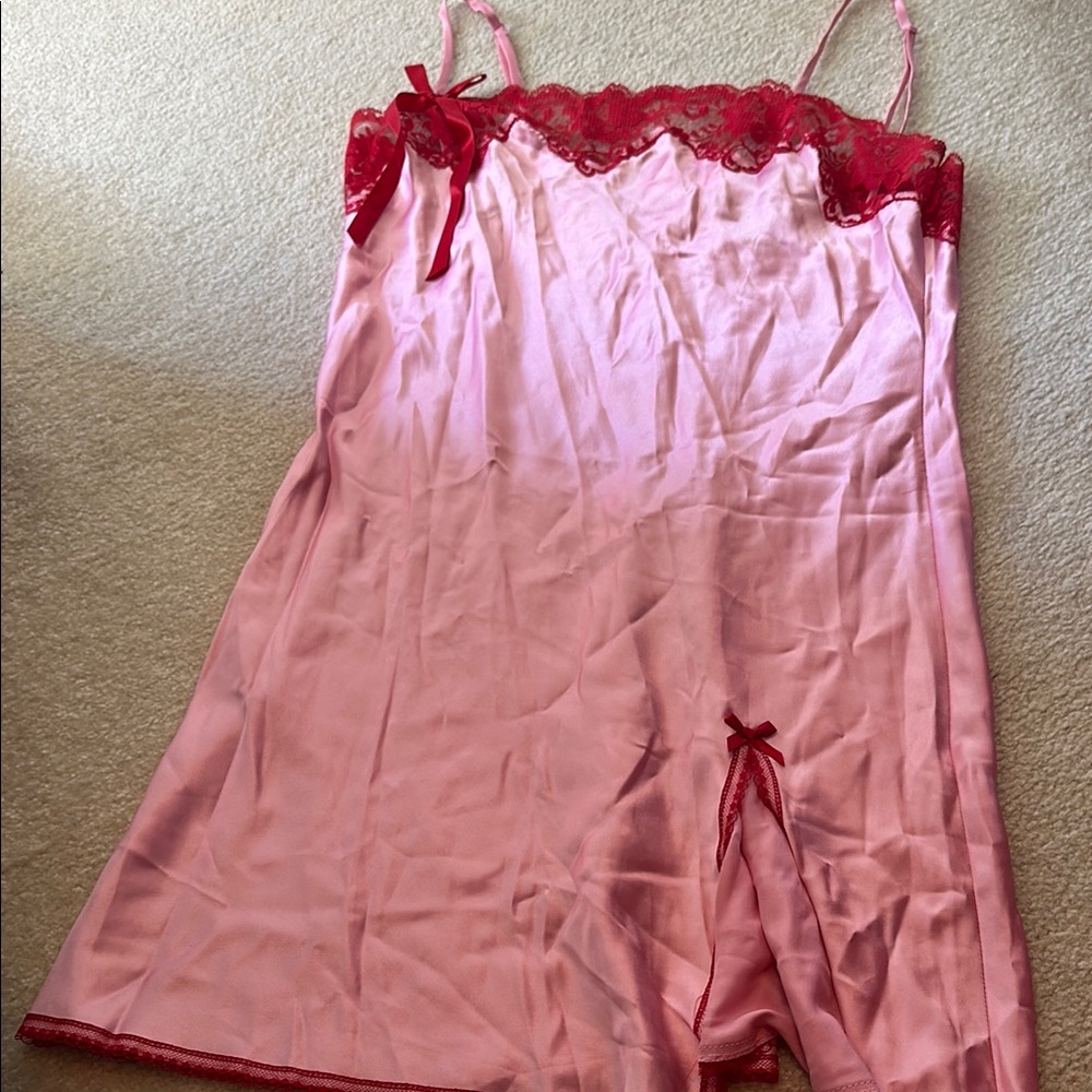 Elegant Pink and Red Lace Trim Chemise